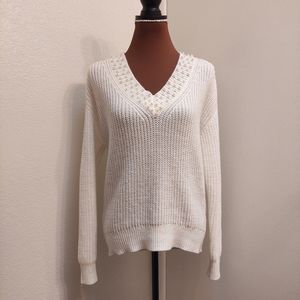 White House Black Market Women's Ivory V-NECK Sweater with Pearls sz XS